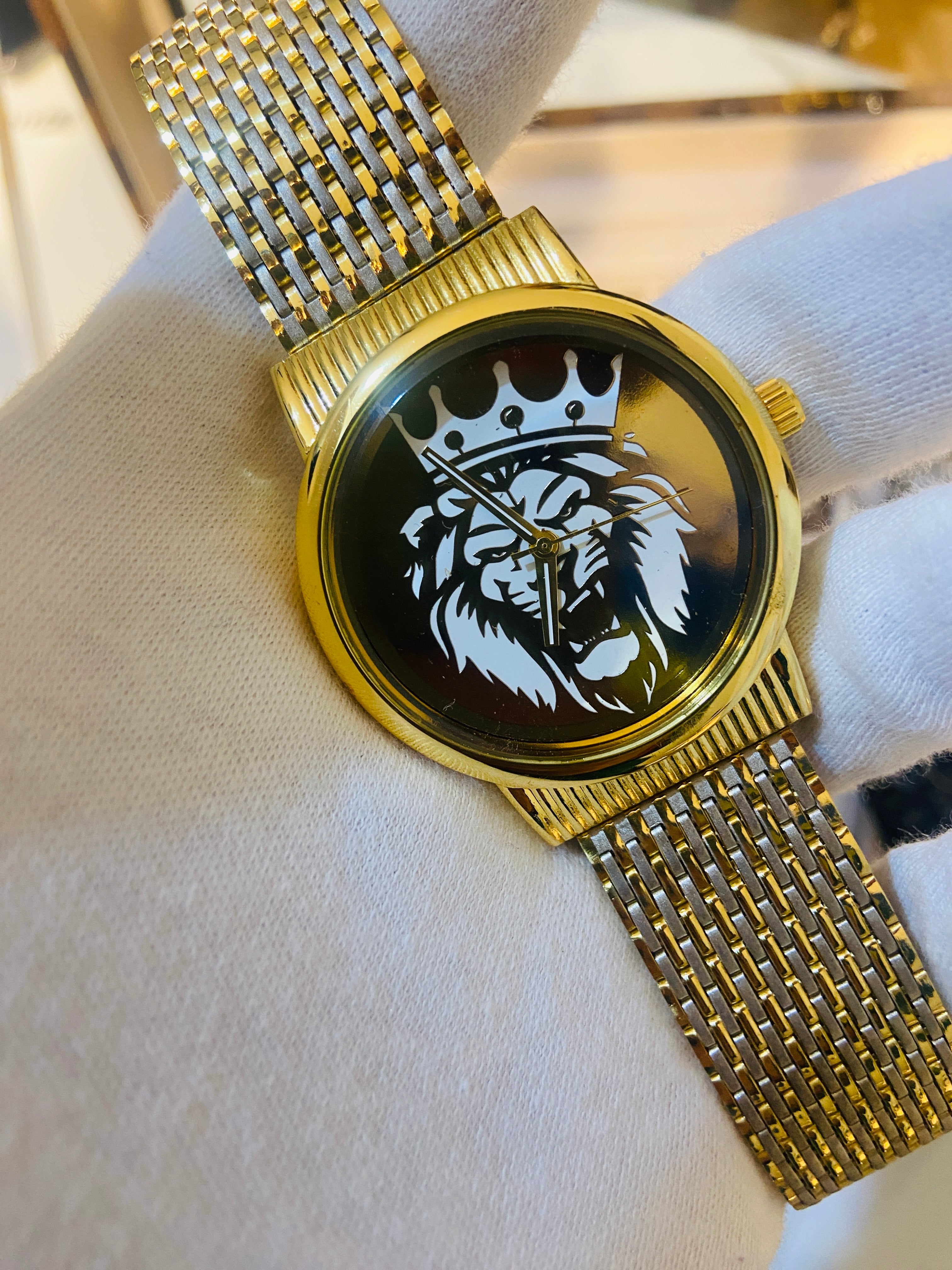 Green Lion Ultra Smart Watch - Maxcell