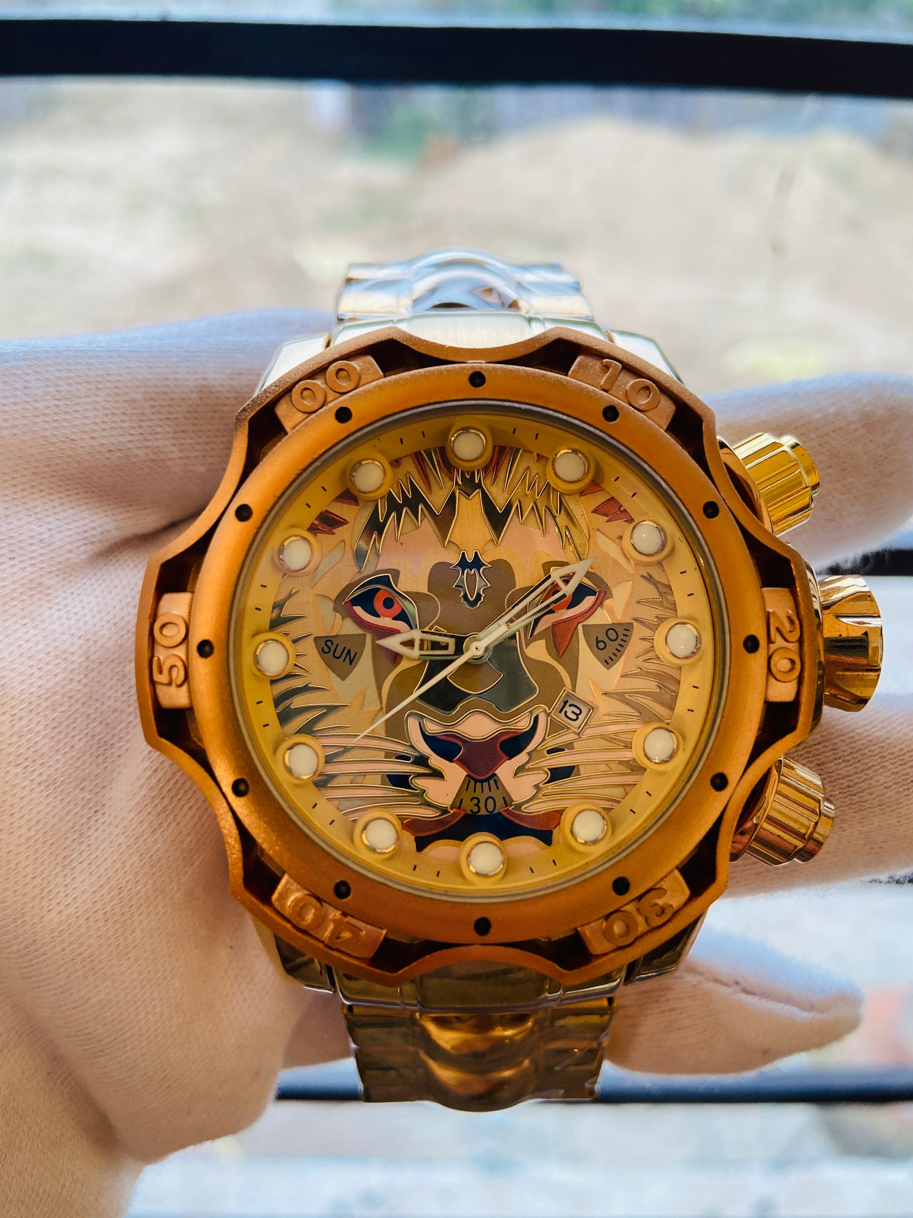 Invicta lion discount